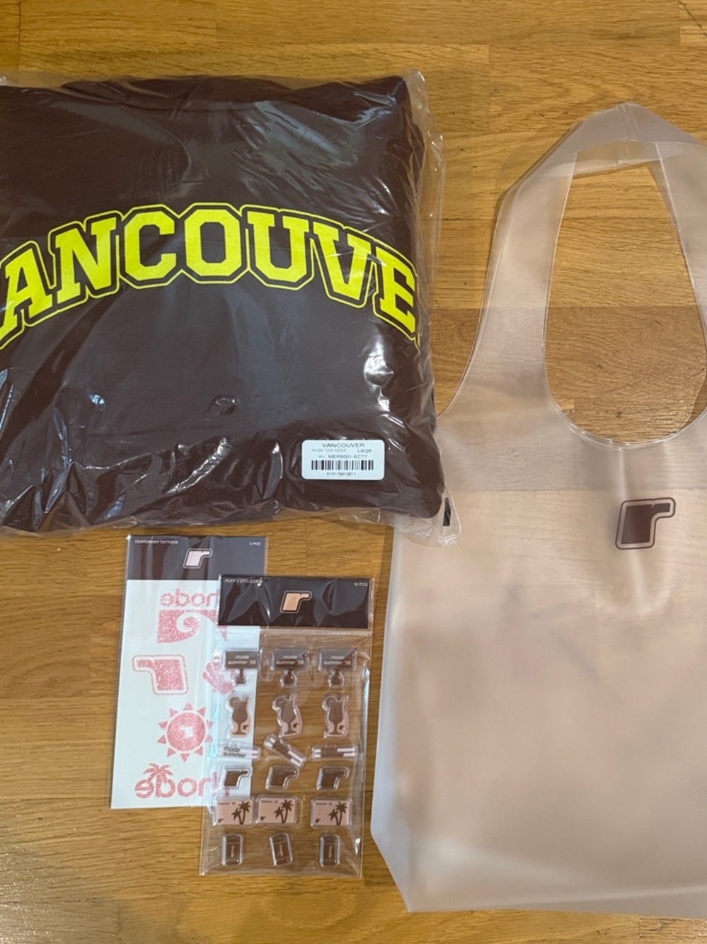 Medium Rhode x SKYLRK Vancouver Tour hoodie